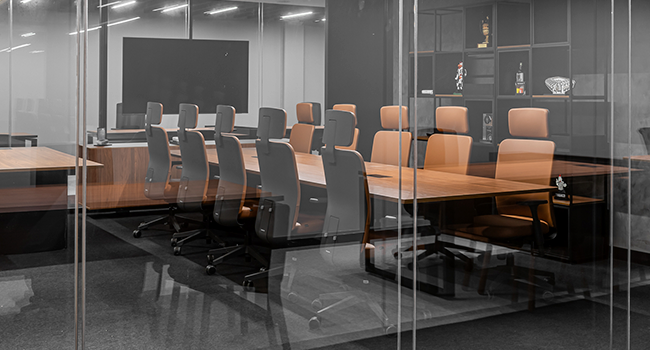 Espaço de trabalho: como adaptar móveis para diferentes tipos? 