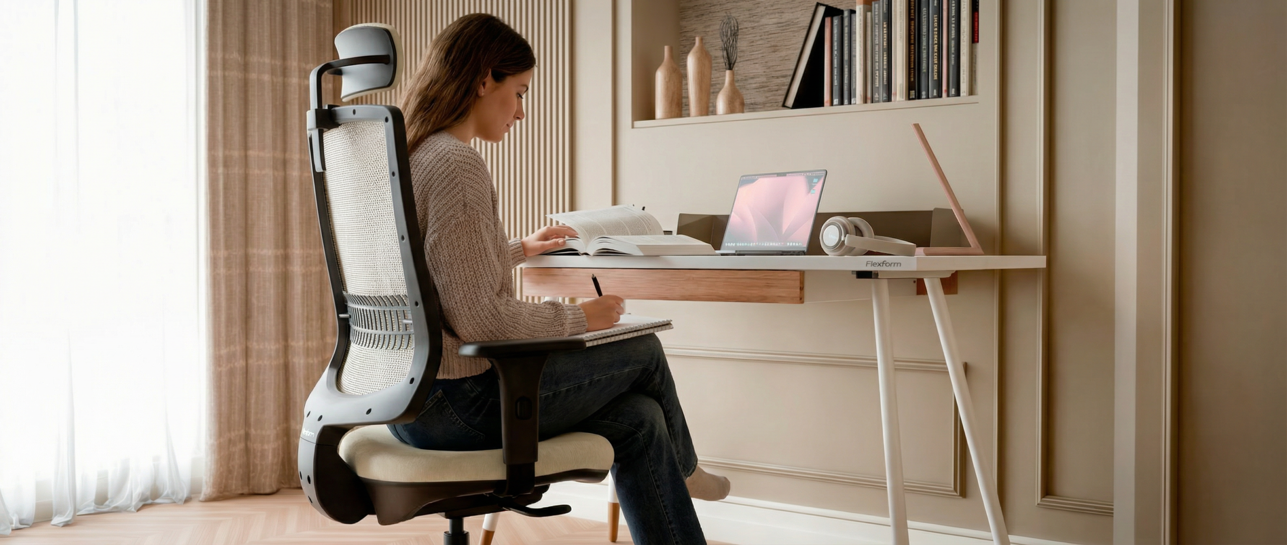 Os 7 erros mais comuns ao montar um escritório moderno em casa 