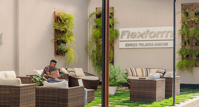 Como a Flexform aplica ESG na fabricação de móveis e cadeiras 